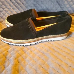 Clarks Black Suede slip on 7.5w new